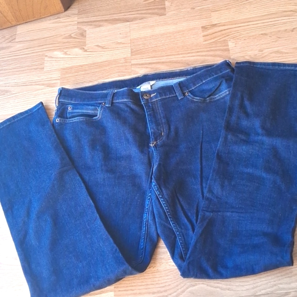 Duluth Womens Blue  Jeans  Like New, Sz 14 X 33